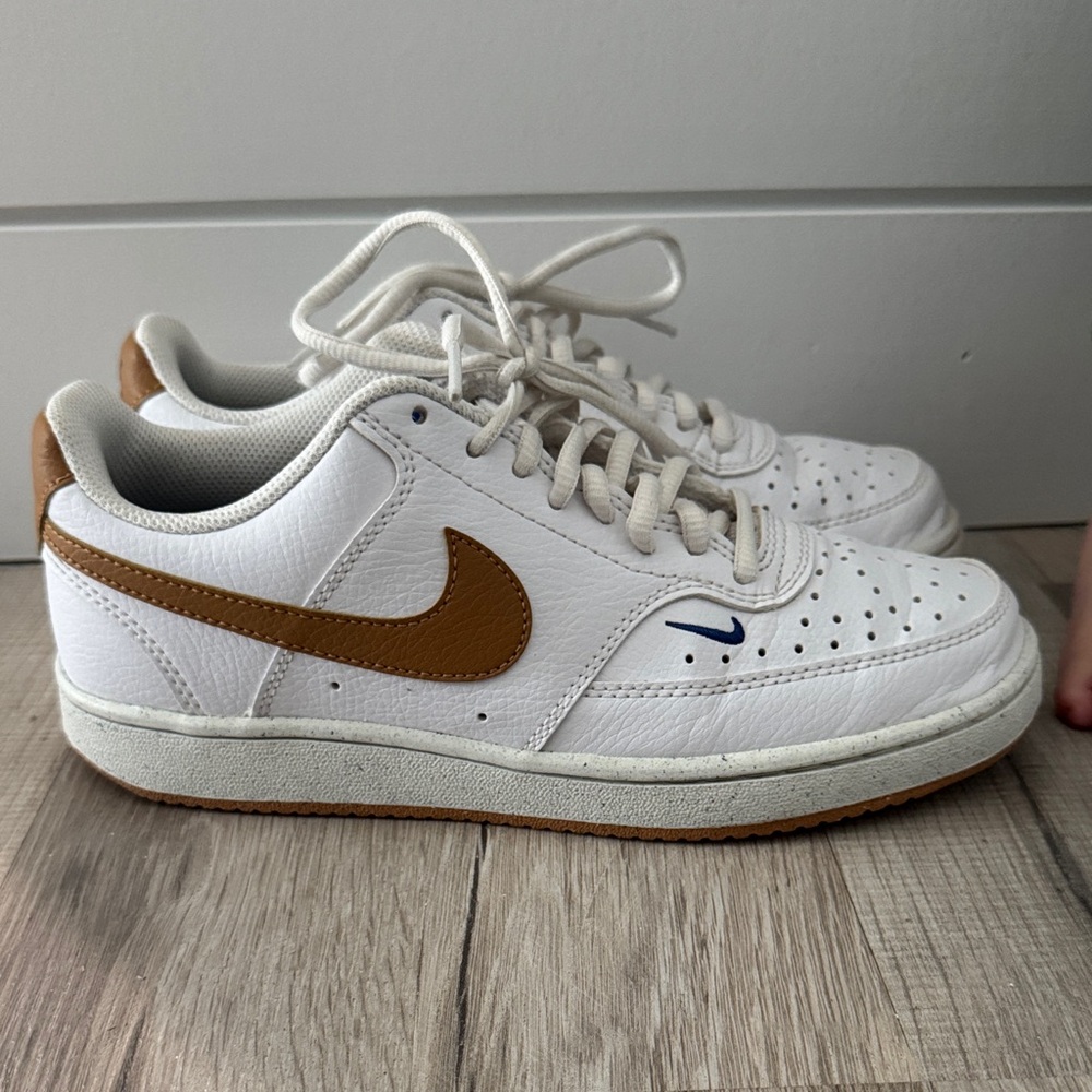 Nike Court Vision
